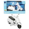 57243 SUN- Vespa  GTS 300 Super Beyaz Motor 1:12