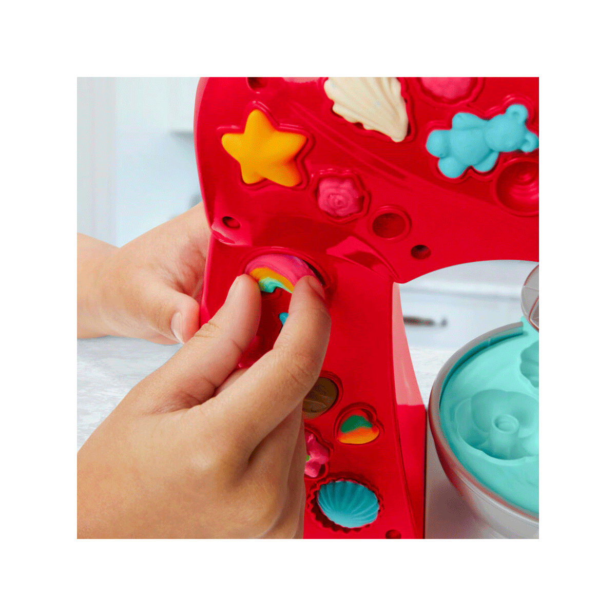 F4718 Play-Doh Sihirli Mikser Oyun Seti görsel 2