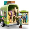 42695 Lego Friends At ve Tay Römorku 279 parça +7 yaş